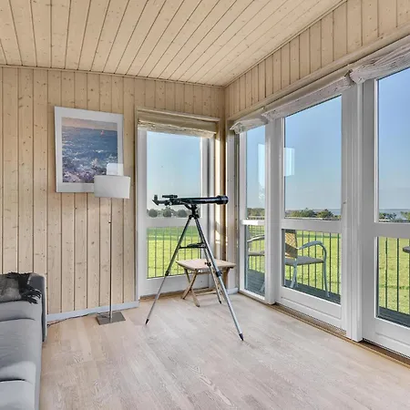 Three-bedroom In Prázdninový dům