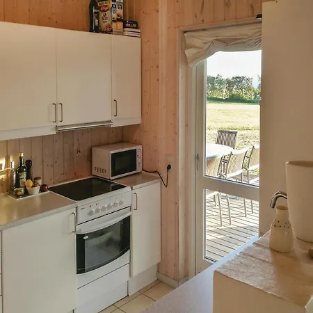 Three-bedroom In Fåborg